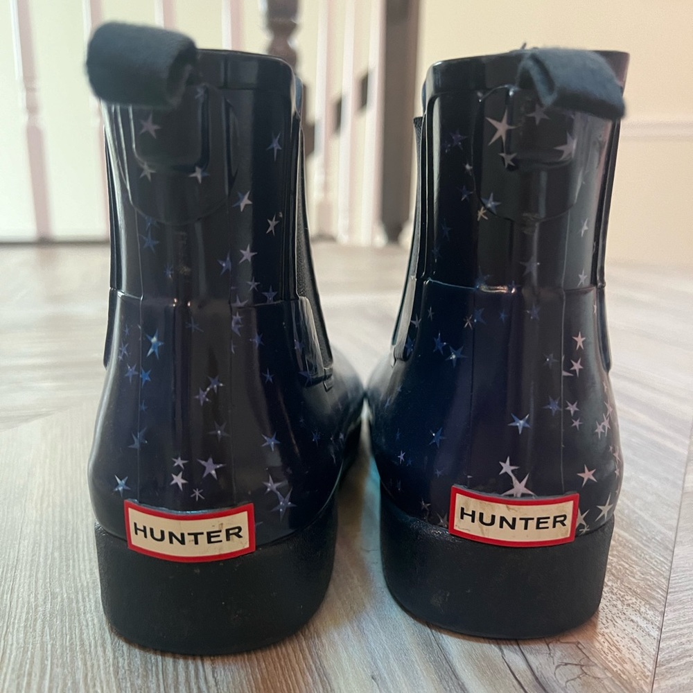 Hunter Rain Boots celestial 8.5 39 navy blue stars pattern